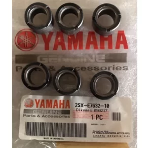 YAMAHA-2SX-E7632-10-SPARE-PARTS-Strong-Moto-Centrum-Inc