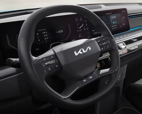 Steering wheel design with emblem lighting